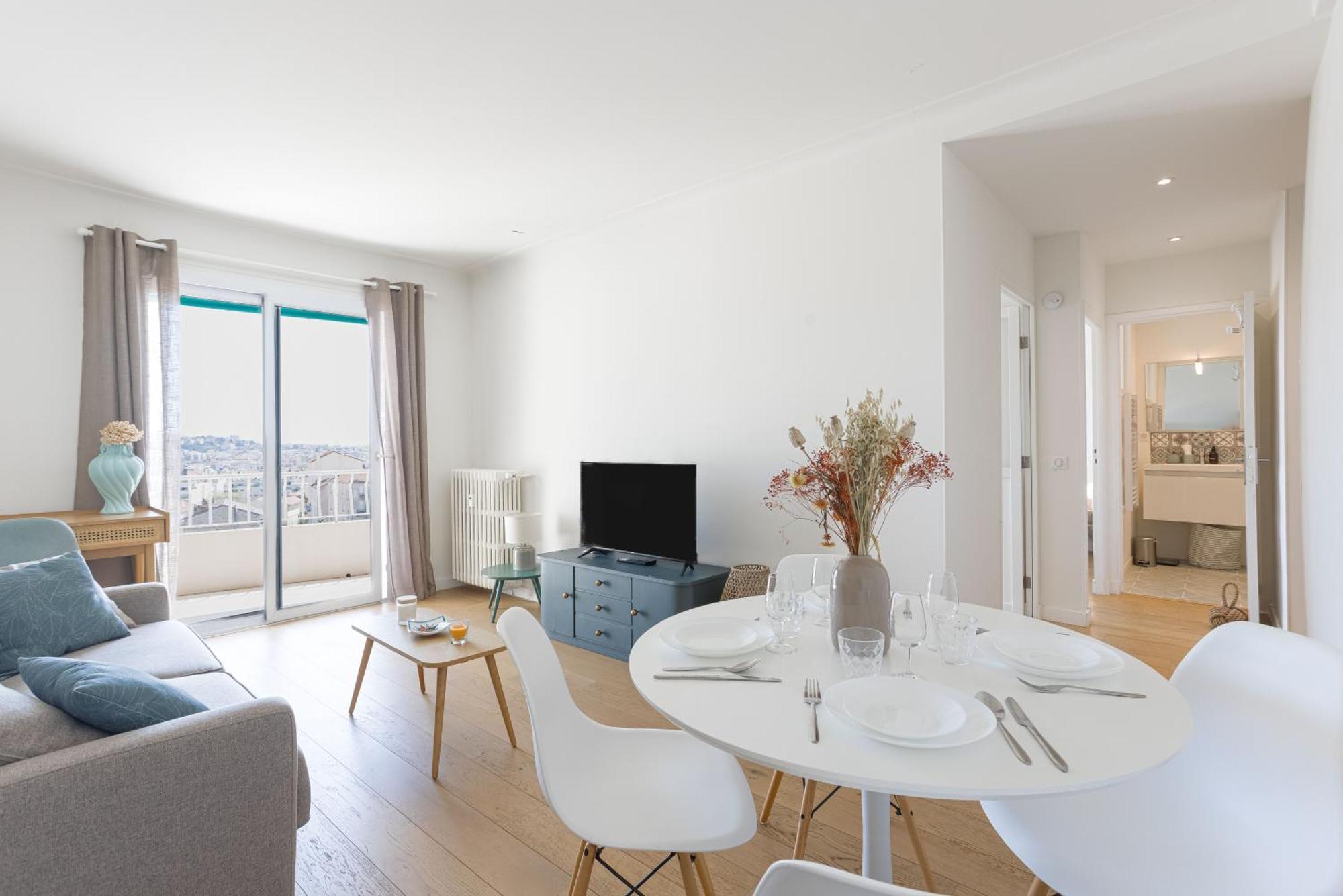 Appartement Perchoir - Balcon, Vue Sur La Ville, Palais&plages *